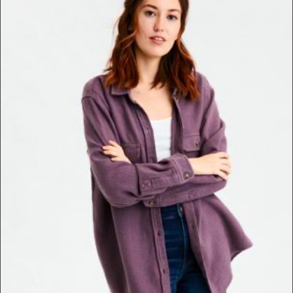 American eagle pocket button-down shirt